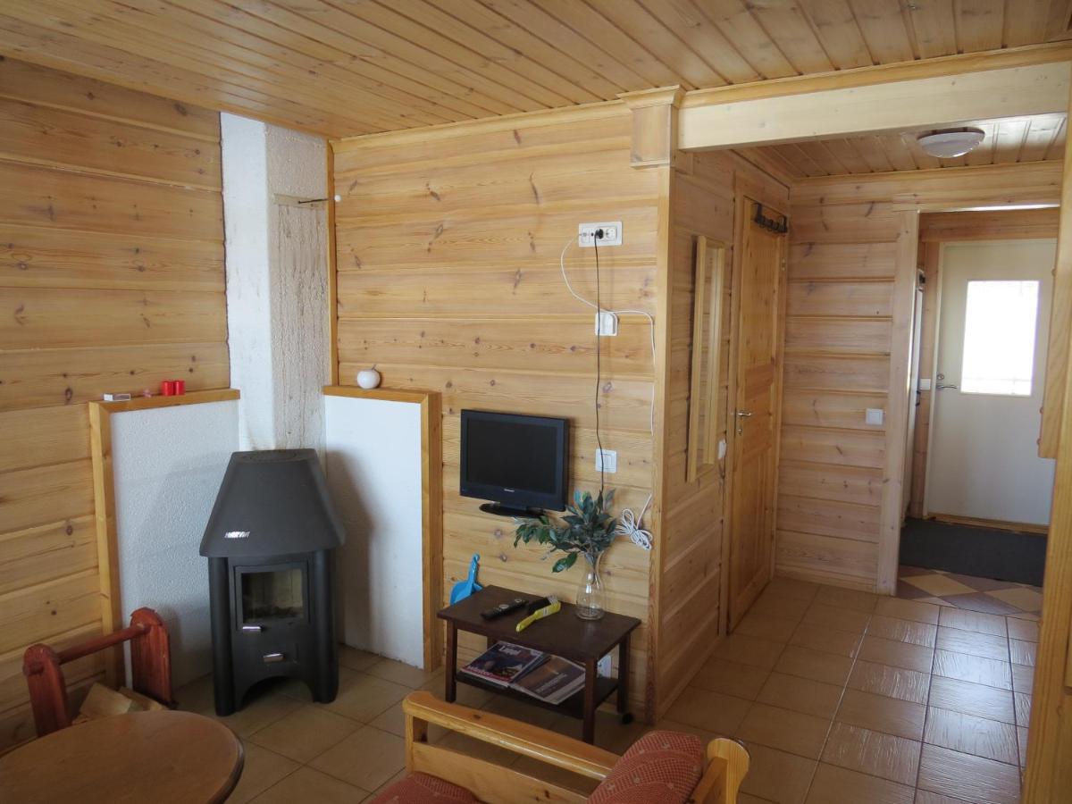 Arctic Polar Holiday Village คิลปิสยาร์วี ภายนอก รูปภาพ